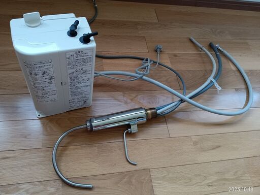 ビルトイン型浄水器　パナソニック電工製　クリナップが販売