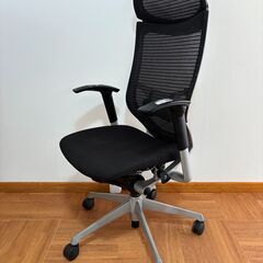 2018年製　オカムラ　バロン　エクストラハイバック　黒 オフィスチェア Okamra/オカムラ チェア バロン エクストラ