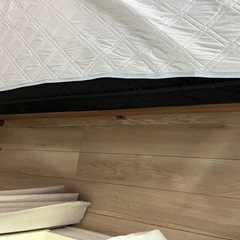 ダブルベッド　フレームの画像