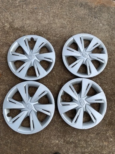 秋田発　シエンタ純正スチールホイール、スタッドレス　185/60r15