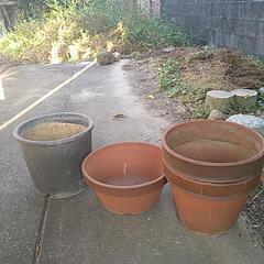  (商談中)11月25日に処分【値下げ】  植木鉢  陶器 1ヶ...