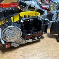 仮面ライダー、ヒーロー戦隊物のベルトなど１つ500円の画像