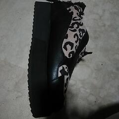 新品26センチ女性専用上げ底の画像