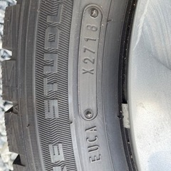 値下げ！スタッドレスタイヤ185/60R15 鉄ホイールセット　8分山以上の画像