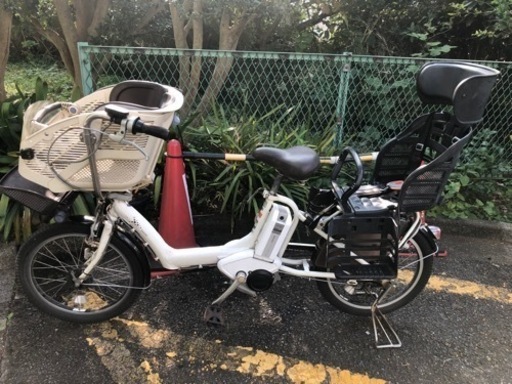 ブリヂストン　アンジェリーノ　プティット　電動アシスト自転車　電動自転車バッテリーほぼ新品　3人乗り