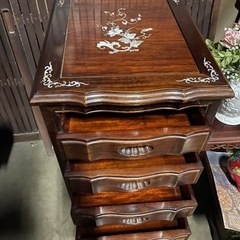 唐木チェスト 猫脚螺鈿花図 中国家具