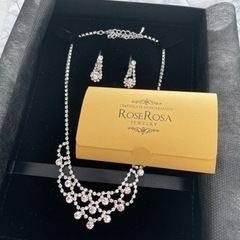 ROSERORA JEWELRY