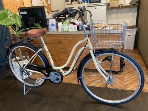 取引き中【前後タイヤ・後輪チューブ新品！】LEDオートライト　6段変速　26インチ自転車　クリーム