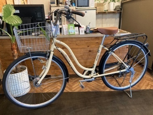 取引き中【前後タイヤ・後輪チューブ新品！】LEDオートライト　6段変速　26インチ自転車　クリーム