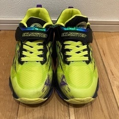 キッズスニーカー　19.5センチ