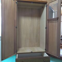 洋服ダンスBの画像