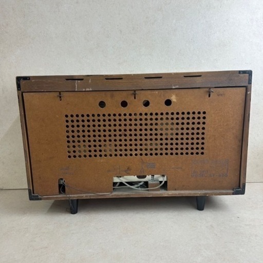 k1028502 SANYO Hi-Fi ラジオ SF-900 ALL WAVE 真空管ラジオ 昭和レトロ アンティーク家電 コンポ 骨董 通電確認済み 現状品 中古品
