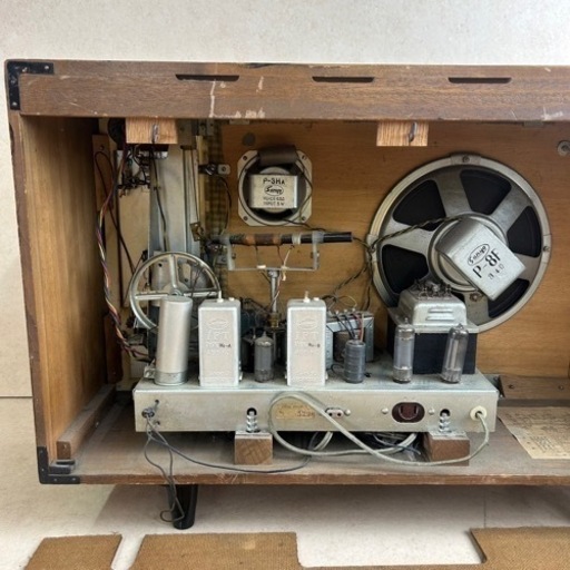 k1028502 SANYO Hi-Fi ラジオ SF-900 ALL WAVE 真空管ラジオ 昭和レトロ アンティーク家電 コンポ 骨董 通電確認済み 現状品 中古品