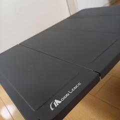 ムーンレンス　テーブルの画像