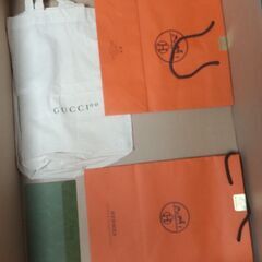 早い者勝ち！新品未使用 エルメス HERMES 紙袋2枚 グッチ GUCCI 布袋1枚 封筒1枚 セット の画像