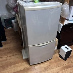 冷蔵庫　ブランク品です！(多分動きません。)修理して使える方への画像