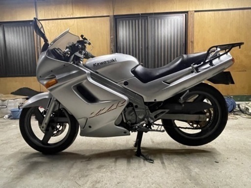 KAWASAKI  ZZR250‼️ 自賠責令和6年6月までついてます！！ ZZR250実働 自賠責令和8年6月まで 【公式通販】