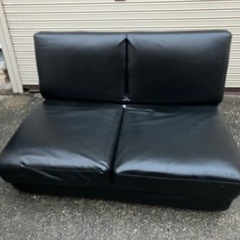 黒色ソファベッド