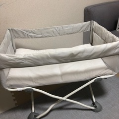 折りたたみベビーベッド