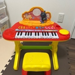 アンパンマンのピアノの画像