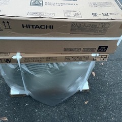 日立エアコン10畳用新品　工事費込み