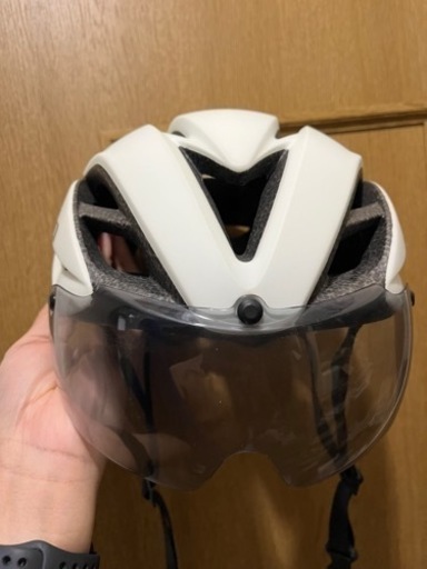 OGK KABUTO R1  バイザー付きロードバイク用ヘルメット　未使用