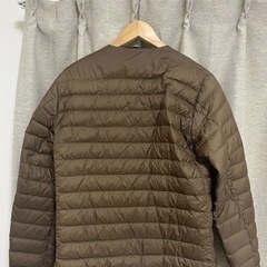 ユニクロ　ウルトラライトダウン　メンズ　Mの画像