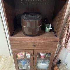 ニトリカップボード　3年使用の画像