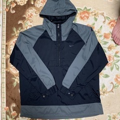 NIKEハーフジップナイロンパーカー