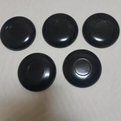 木製湯飲み置き　赤黒　5点の画像