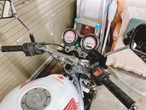 ホンダ　VTR250 FI 配送可能　支払いは現金or振り込みも可能　白 ホンダ VTR250 FI 配送可能 支払いは現金or振り込みも可能 【公式通販】