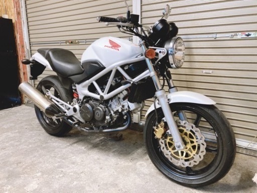 ホンダ　VTR250 FI 配送可能　支払いは現金or振り込みも可能