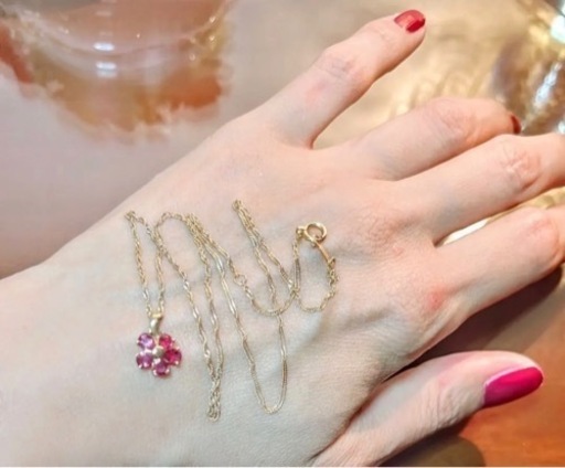 交渉中 K18  ミャンマー産ルビー約1.2ct  花柄　ネックレス