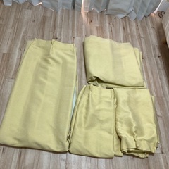 カーテン黄色　決まりました
