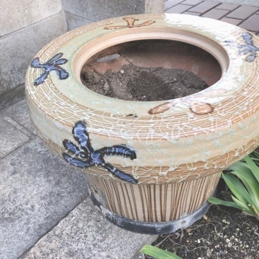 火鉢　陶器？