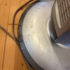 【決まりました】KOIZUMI 送風機付きファンヒーターの画像