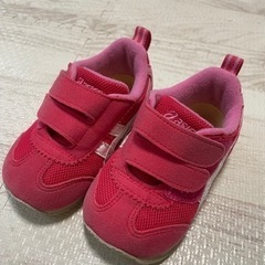 お話し中　アシックス子供靴　13cm