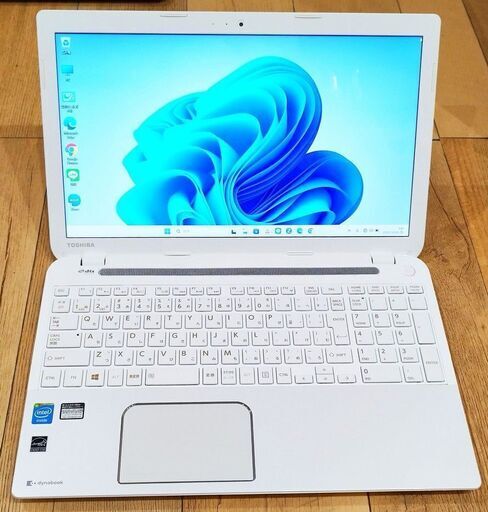 (ご成約)東芝 dynabook T554/45LWS 極上コンディション Windows11 エクセル ワード他OK Cerelon メモリ8GB SSD512GB WiFi ブルーレイドライブ搭載 快適動作