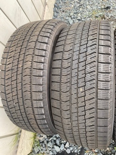 決まりました！ブリヂストンスタットレス225/55R17  VRX2