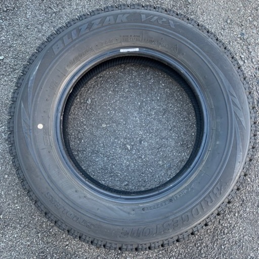 軽自動車 スタッドレスタイヤ 2シーズン使用 値下げ