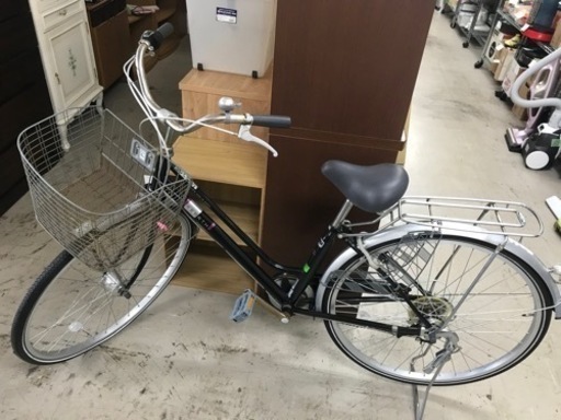 A2310-1069 エンドウ商事 自転車 SHINE AND SAFE 27インチ 6段変速 鍵後輪にあり 前カゴあり サビ汚れ名前シール跡あり タイヤ空気入ってません 空気は店舗では入れる事できません。