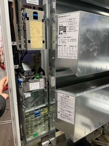 SHIBAURA 芝浦　SHN28A　業務用　カード　トレカ　自動販売機　引取限定　店舗閉店品 トレカ専用自販機筐体販売｜芝浦自販機SHN28T-AT5