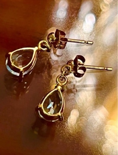 アクアマリン　K18   スタッドピアス