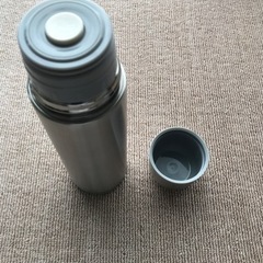 【売れました】水筒2個セット　※新品未使用の画像