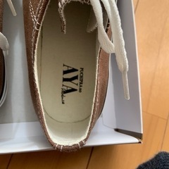 しまむら  プチプラのあや  キャンバススニーカーの画像