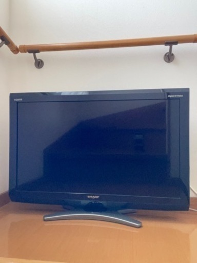 SHARP AQUOS 液晶テレビ　32V 2010年製