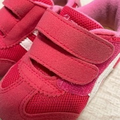 お話し中　アシックス子供靴　13cmの画像