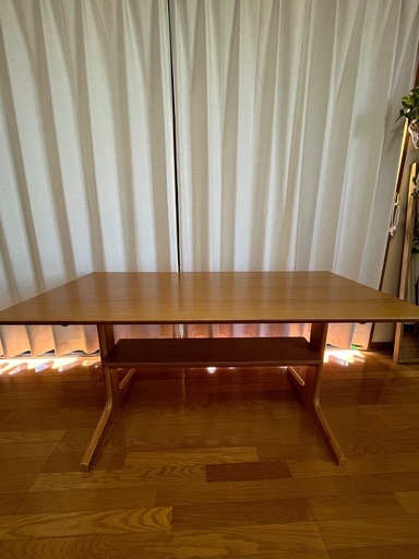 MUJI無印良品のリビングでもダイニングでも使えるテーブルお取引中