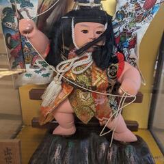 ガラスケース入り5月人形