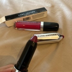 止めてます　MARC JACOBS グロスとリップの画像